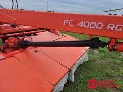 2010  Kuhn  FC 4000  RG Windrower - 13FT