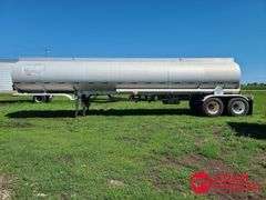 1980  Fruehauf  Aluminum Fuel  Semi Trailer - 9,200 Gallon