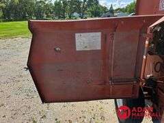 Hesston  550  Baler