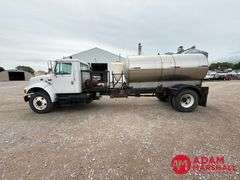 1999  International  4900  Liquid Tender Truck