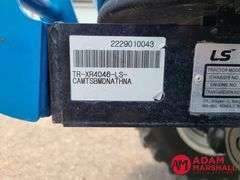 LS  XR4046  MFWD Utility Tractor w/Loader
