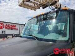 2006  International  4400  Boom Bucket Truck