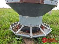 Pride Of The Farm  Adjust-O-Matic Sixty Hog Feeder