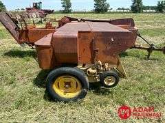 New Holland  268  Square Baler