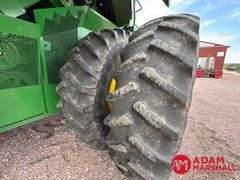 2014  John Deere  S670  Combine