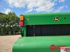 2013  John Deere  569  Round Baler