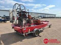 1970  Combee  Airboat w/ Trailer - 15 FT