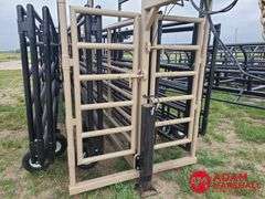2025  Unused  C2012  Portable Corral