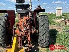 1964  Farmall  706  Tractor w/ Loader & Blade - Diesel