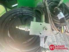 2014  Brent  1396  Grain Cart