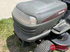 Craftsman  LT2000  Riding Lawn Mower - 42IN