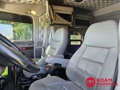 2022  Kenworth  W900  Semi Truck