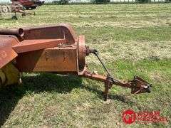 New Holland  268  Square Baler