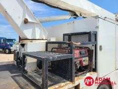 2006  International  4400  Boom Bucket Truck