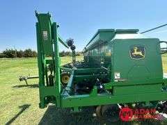 2003  John Deere  1590   No-Till Grain Drill - 20FT