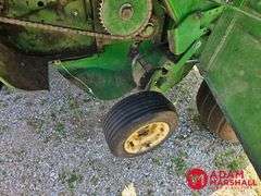 John Deere  535  Baler
