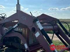 1964  Farmall  706  Tractor w/ Loader & Blade - Diesel
