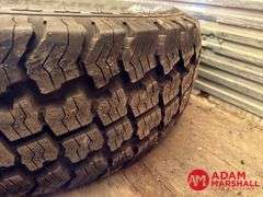 (1) NEW Kumho, Road Venture Tire - AT, 31x10.50R15LT