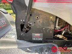 Craftsman  LT2000  Riding Lawn Mower - 42IN