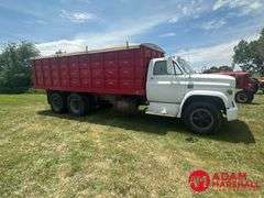 1973  Chevrolet  C65  Grain Truck - Gasoline
