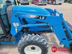 LS  XR4046  MFWD Utility Tractor w/Loader