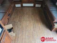 2013  Shadow   4 Horse Trailer w/ Living Quarters   - 42FT