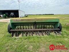 John Deere  8300  Grain Drill - 13FT