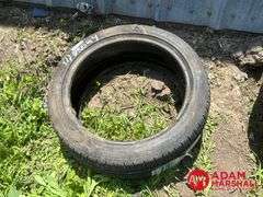 (1) NEW Kumho, Crugen Tire - 235/45R19