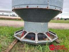 Pride Of The Farm  Adjust-O-Matic Sixty Hog Feeder
