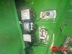 2016  John Deere  S680  Combine