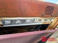 1964  Farmall  706  Tractor w/ Loader & Blade - Diesel
