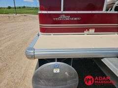 2014  Sun Tracker  Party Barge 20DLX  Pontoon - 20FT