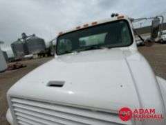 1999  International  4900  Liquid Tender Truck