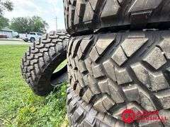 (4) NEW Nitto, Trail Grappler Tires - 37X13.50R22LT
