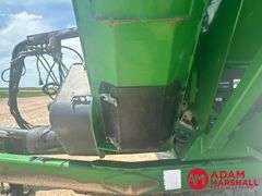 2014  Brent  1396  Grain Cart