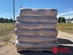(60) Cedar Stixs Premium Cedar Fiber Bedding (sold 60 x bid)