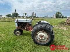 1956  Ford  960  Tractor - Gasoline