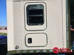 2022  Kenworth  W900  Semi Truck