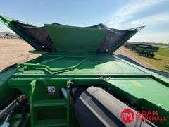 2017 John Deere S680 Combine
