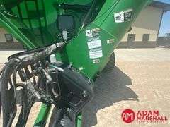 2014  Brent  1396  Grain Cart