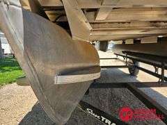 2014  Sun Tracker  Party Barge 20DLX  Pontoon - 20FT