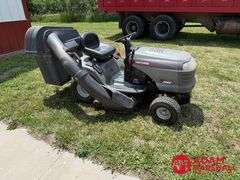 Craftsman  LT2000  Riding Lawn Mower - 42IN