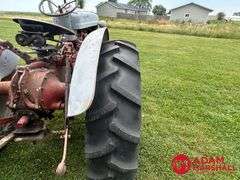 1956  Ford  960  Tractor - Gasoline