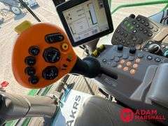 2017 John Deere S680 Combine