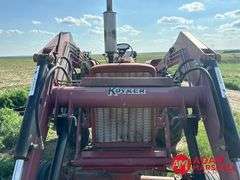 1964  Farmall  706  Tractor w/ Loader & Blade - Diesel