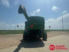 2016  John Deere  S680  Combine