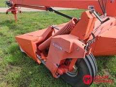 2010  Kuhn  FC 4000  RG Windrower - 13FT