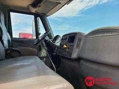 2006  International  4400  Boom Bucket Truck