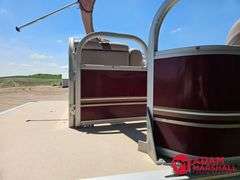 2014  Sun Tracker  Party Barge 20DLX  Pontoon - 20FT