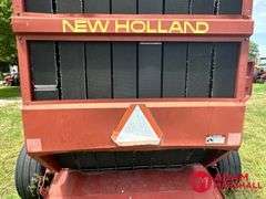 New Holland  660  Round Baler